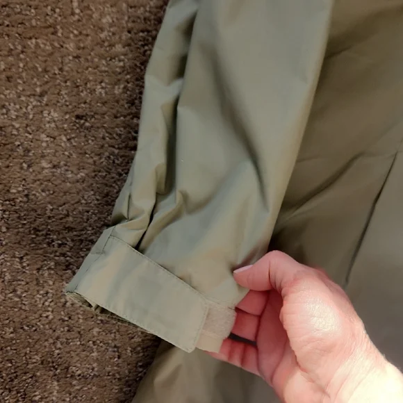 Columbia Women's Hooded Jacket - Picture 8 of 8